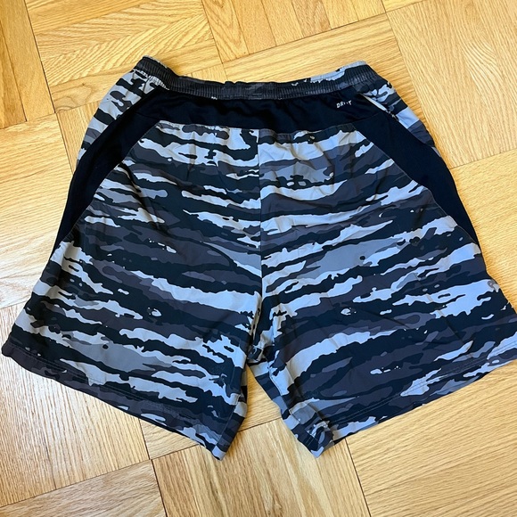 Nike Gray and Black Athletic Shorts with Camouflage Pattern - Picture 4 of 4